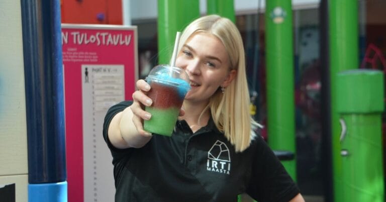 Varainkeruu pääsylippuja myymällä on helppoa ja hauskaa