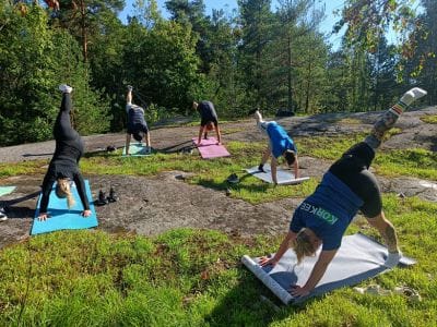 Korkee — Metsäjooga